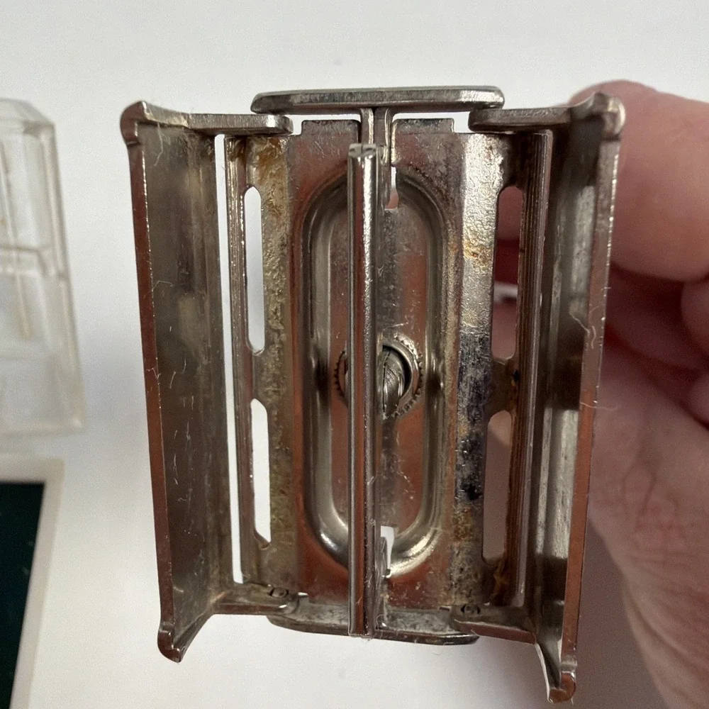 Rare 1965 Schick Krona TTO Safety Razor Set - Early Metal Tip‎ - Original Case